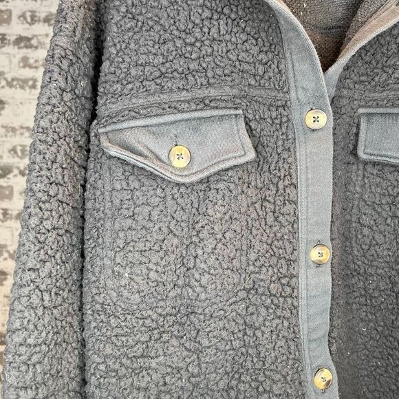 Aerie | women black sherpa button down jacket - Picture 9 of 10